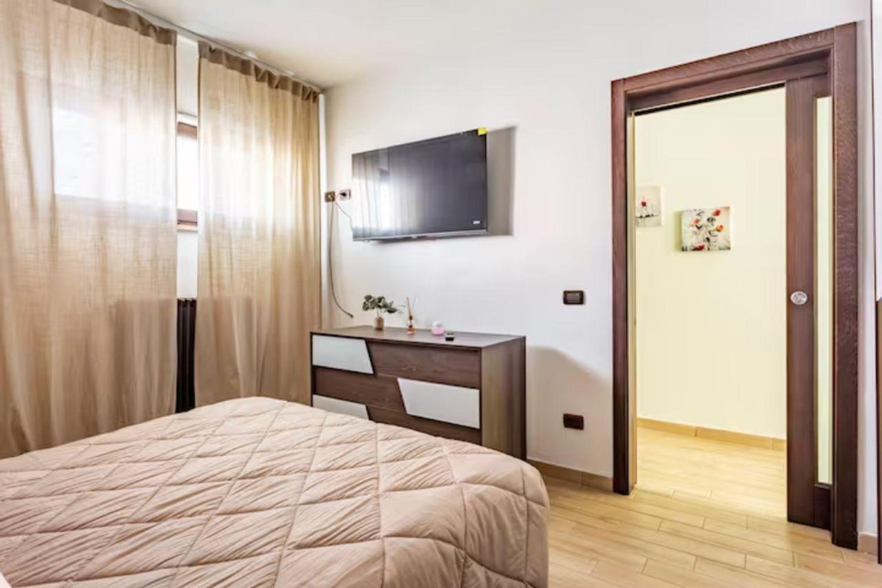 Old Lighthouse - Beach Apartment - Fiumicino Airport Exterior photo