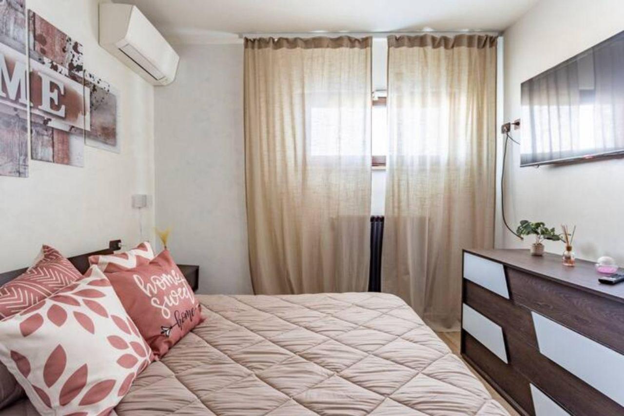 Old Lighthouse - Beach Apartment - Fiumicino Airport Exterior photo